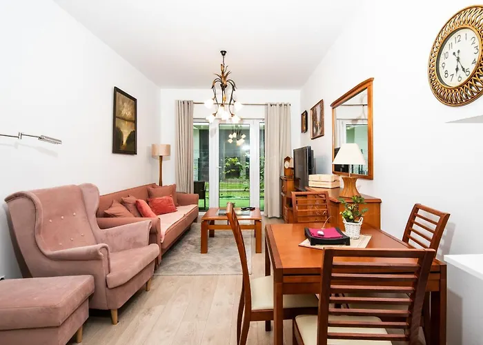 アパート 2homerent Madera コウォブジェク